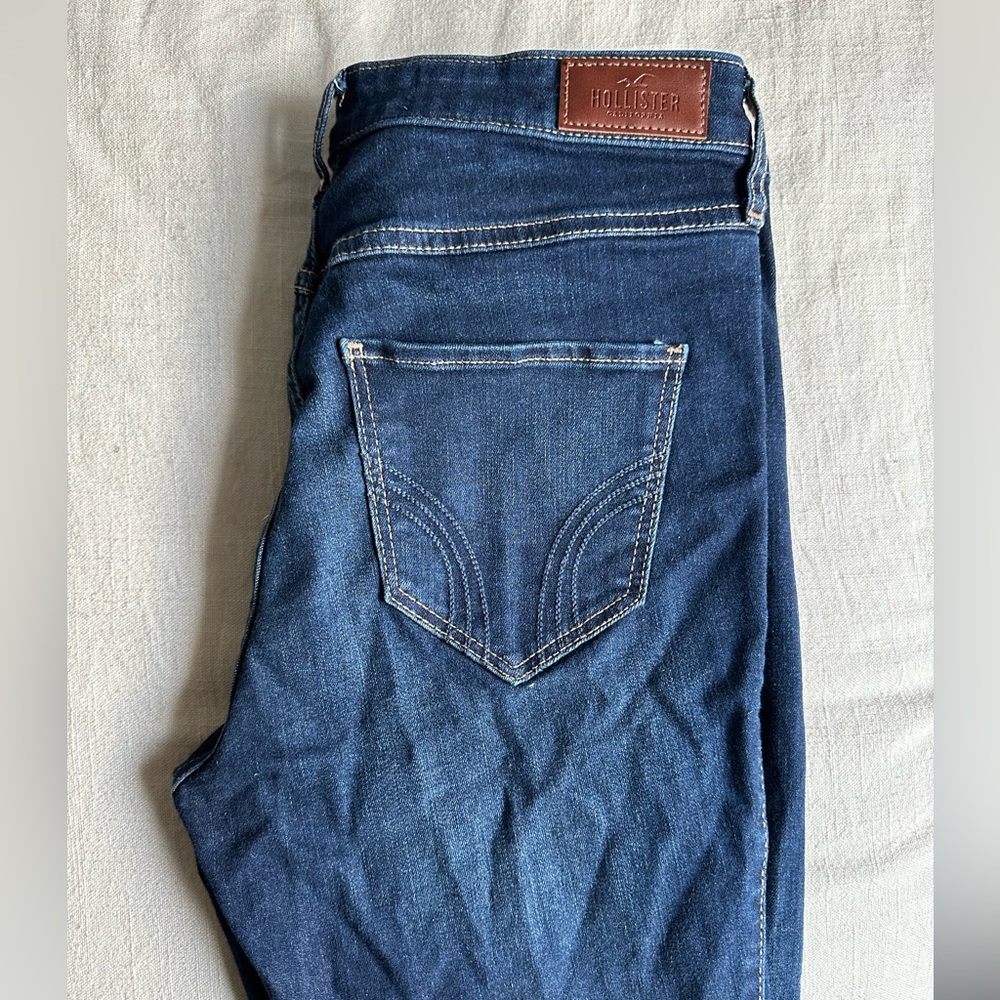 Hollister ultra high rise super skinny jeans